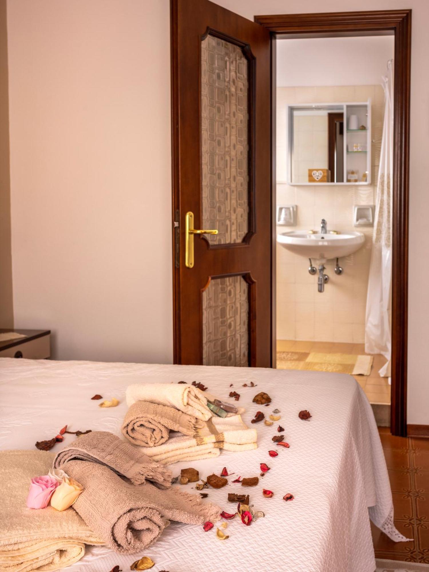 B&B La Vittoria Crone Ngoại thất bức ảnh